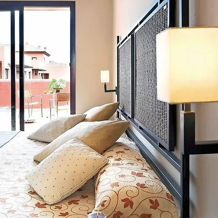 Aparthotel Pierre & Estepona