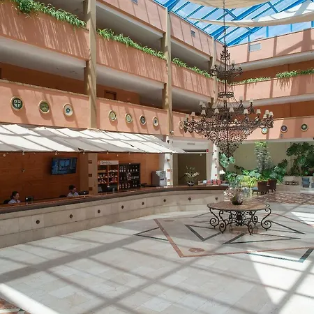 Aparthotel Pierre & 4*