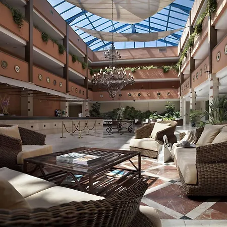 Pierre & 4* Estepona