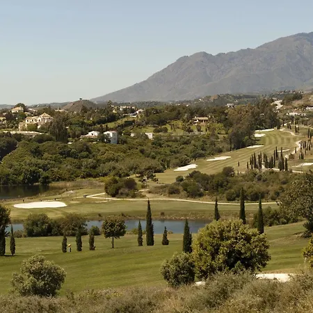 Pierre & Estepona