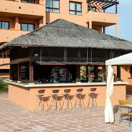Pierre & 公寓式酒店 埃斯特波纳
