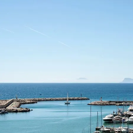 Pierre & Estepona